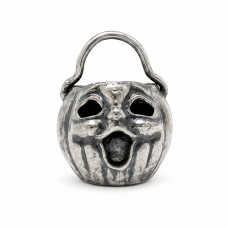 Vintage Paper Mâché Pumpkin Candy Basket Charm Vintage Paper Mâché Pumpkin Candy Basket Charm