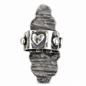 Hand Forged Sterling Silver Turquoise & Heart Triple Stone Ring Hand Forged Sterling Silver Turquoise & Heart Triple Stone Ring
